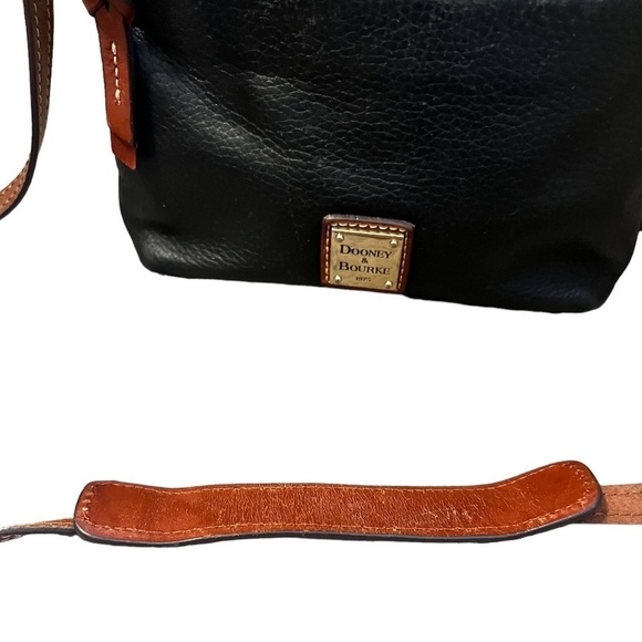 Dooney & Bourke Pebble Leather Letter Carrier, BLACK - Picture 7 of 11